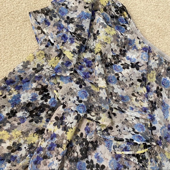 NWT Floral One Shoulder Top - Picture 8 of 9